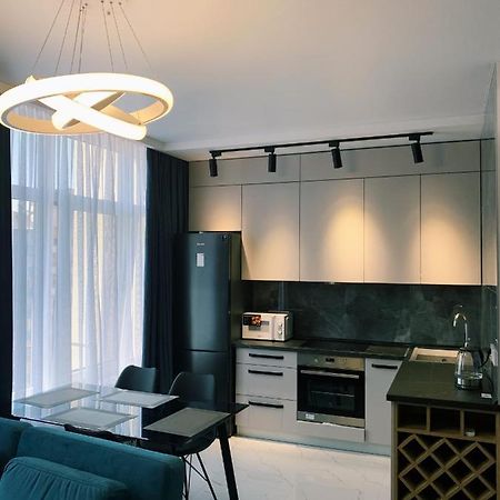 Sunny Apartment 5 Odessa Exterior foto
