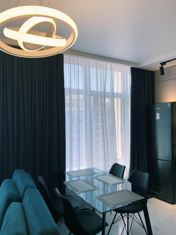 Sunny Apartment 5 Odessa Exterior foto